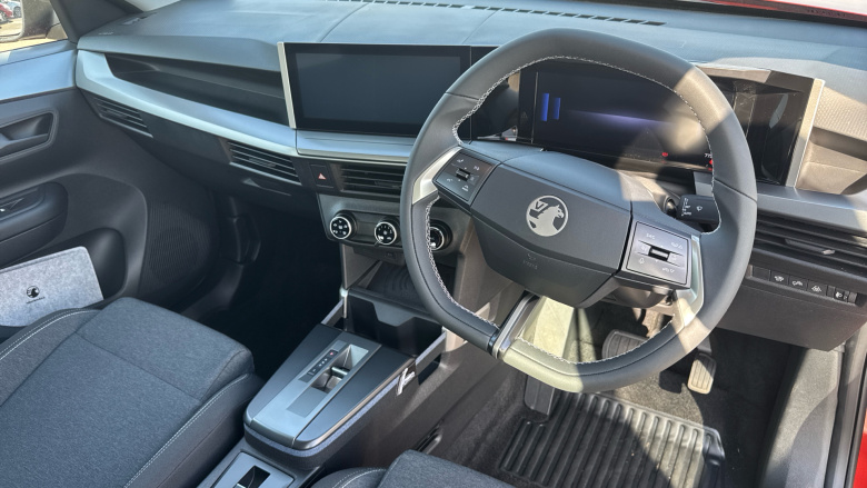 Vauxhall Frontera 83kW Design 44kWh 5dr Auto Electric Estate